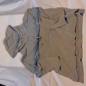 cable and gauge hooded sweater with pockets, size M, gray